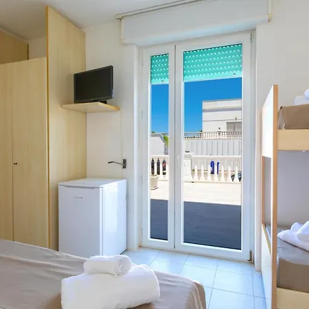 Isola Di Pazze Bed & Breakfast